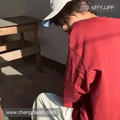 甄歌寒
